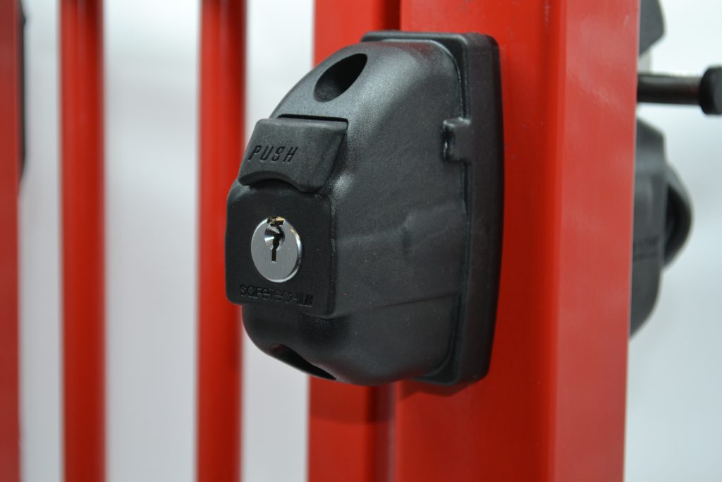 Double Sided Slimline Gravity Latch Viper Slim Safetech Hardware